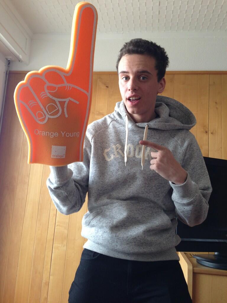 BFjYuvXCQAAUIzT.jpg:large