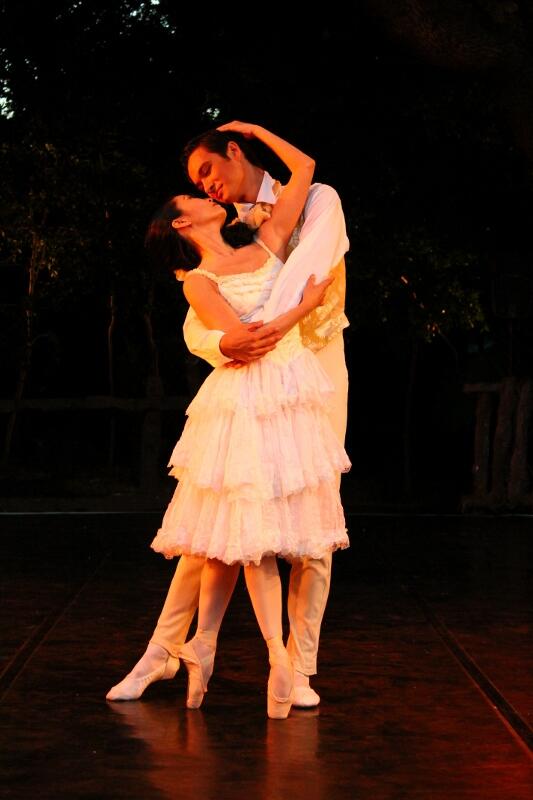 Tracy Li returns to the stage to reprise her role of CAMILLE... on at the Artscape Opera House from 2 – 12 May