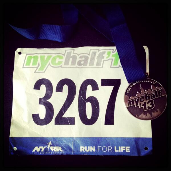 BillyRuns262's tweet photo. In 2008, I ran my 1st Half-Marathon. Today, I ran my 25th. Finish time: 1:40:27. #nychalf @nyrr http://t.co/2pWMokWA32