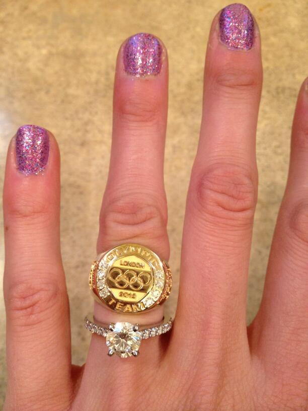 BFl5JQ6CIAA5rSy.jpg:large