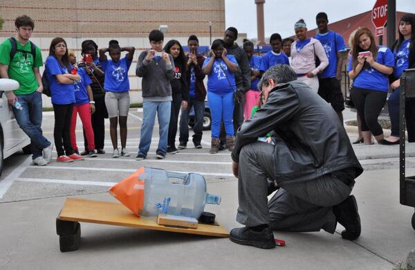 RiceEmpower's tweet photo. The Empower STEM Expo was an explosive success!  160 students. 2 days. The magic of STEM. http://t.co/MdM7Lb7Pfu