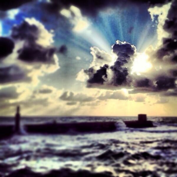 IsraelActivism's tweet photo. #israel #navy parrolling the waters http://t.co/crEMZ2So2w