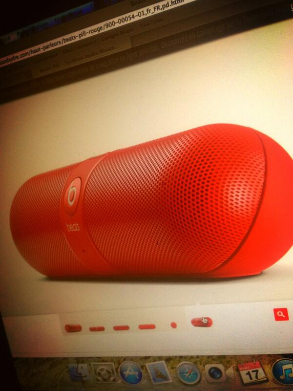 RedNozProd's tweet image. J'ai bien envie de me l'acheter ...
#MonsterBeats
#Pill
#RedNozProd2013