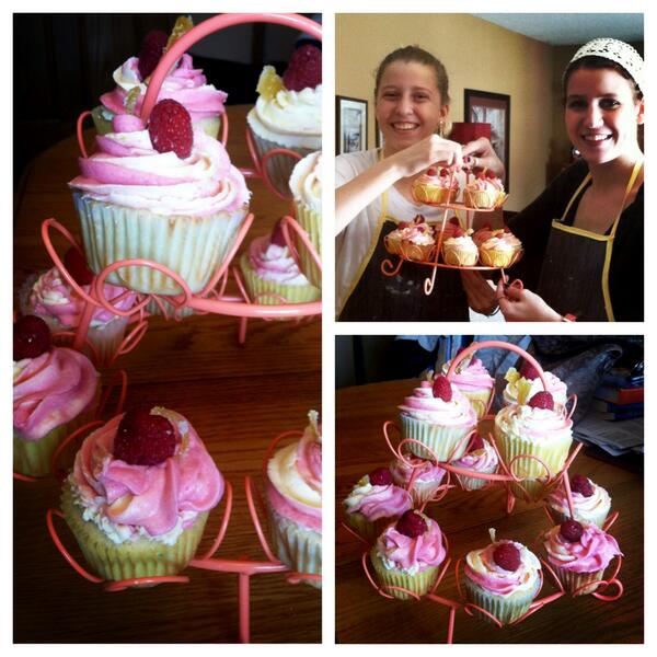 We're going pro. #cupcakemasters #yourejealous @anditauer
