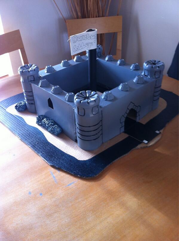 michaelgreen3's tweet image. Me and kal had to build a castle for his school project! Which I ended up nearly doing all myself #parentduties