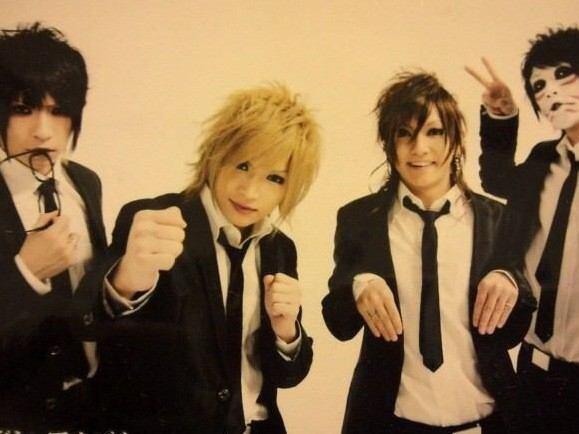 Σ(ノд) tweet media