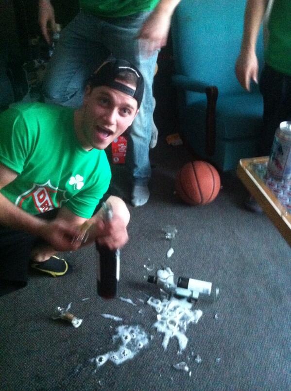 ericksharp's tweet photo. What happens when east side marios finest server opens wine... #stpattiesday @bradleyfree http://t.co/TtD7C4Jm7i