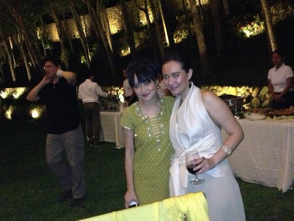 kailim1's tweet photo. Amazing voice! Made nic's night even more perfect! KT @whisenhunt_nic http://t.co/ZAwwBpAAYI