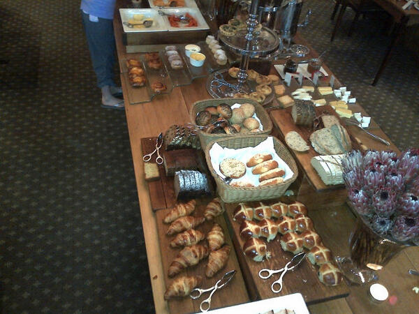 jenebarnes's tweet photo. RT @IlViaggioBiz: rainy day in #CapeTown, to cheer us up breakfast @CapeGrace, superb! http://t.co/uBU2wqrcFA Great to see you Ico!