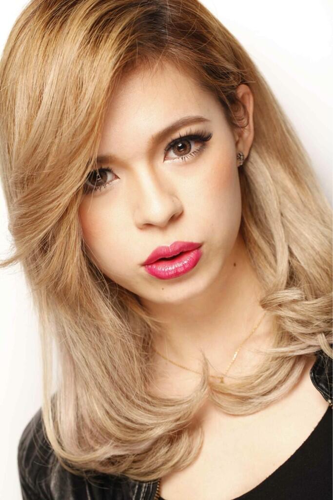 藤川ありす 私 藤川gyda109渋谷店で明日から働くことになりましたー 初のアパレルだから超緊張 みんな渋谷来た時は09gyda遊びにきてね Http T Co Y9qathwe3v