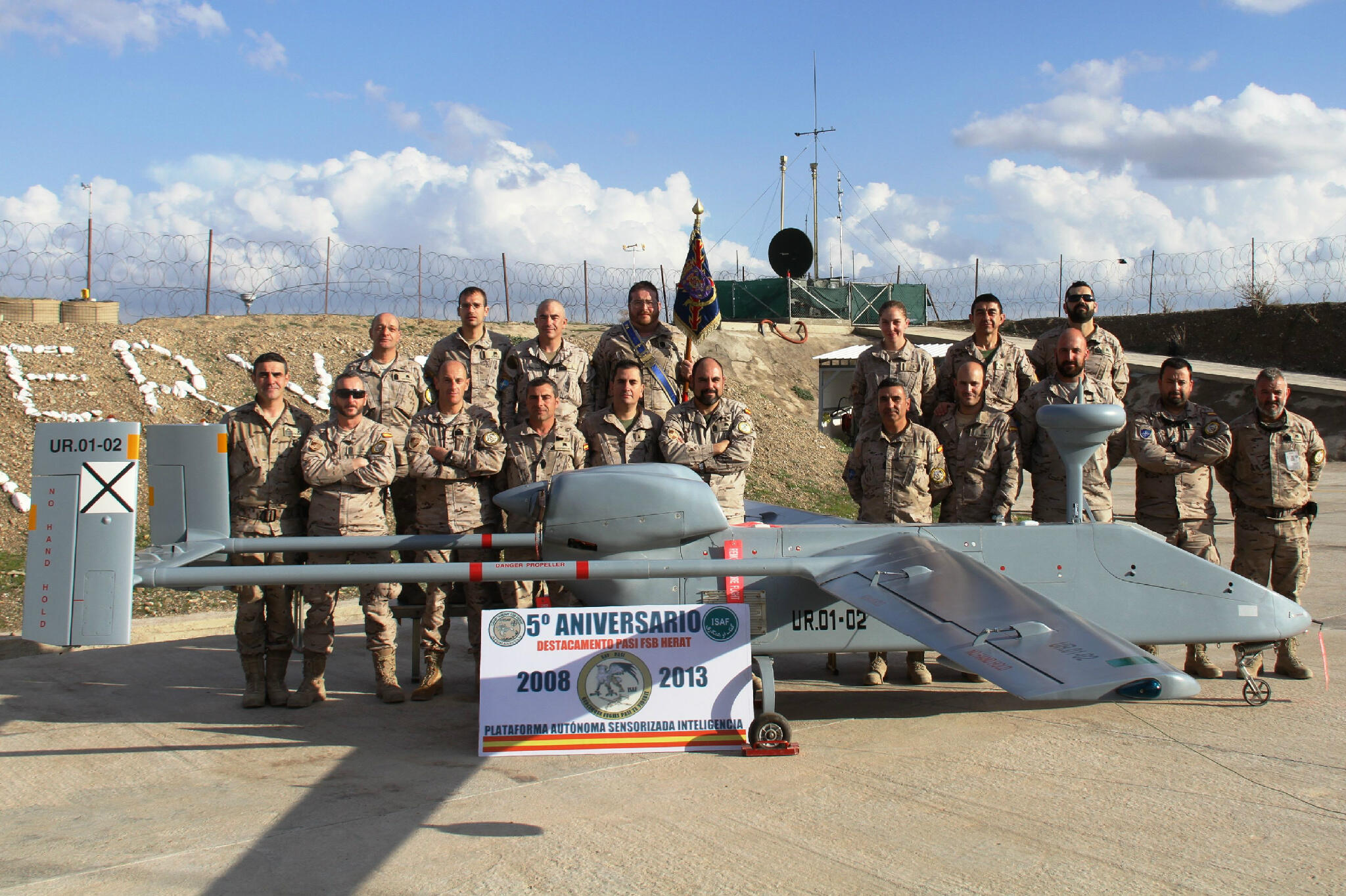 BFoOzbdCEAA9ZVJ.jpg:large