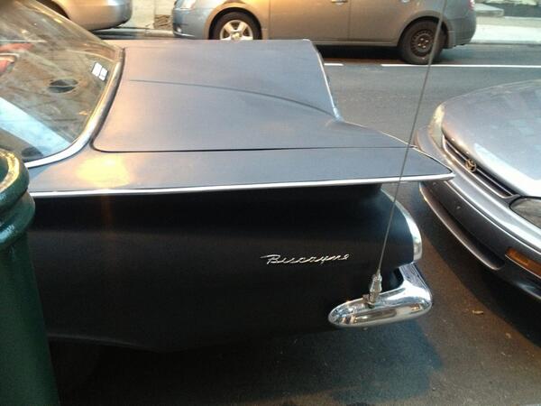 EUwerks's tweet image. Spotted in Philly #cars #classic #wings