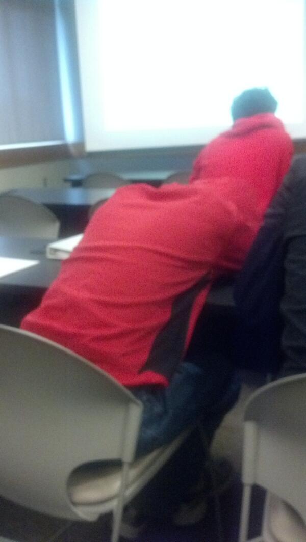 pplsleepinclass's tweet photo. I guess that is why they call it Monday. #peoplesleepinginclass http://t.co/PwwO8diCLp