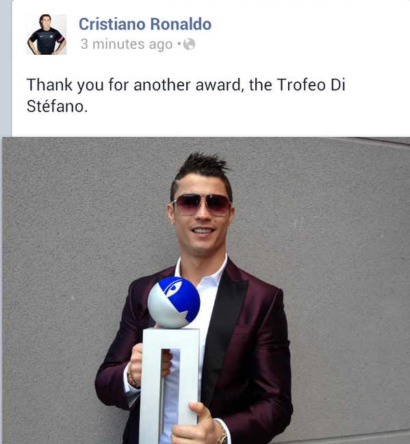 Fans_CR7's tweet photo. #soccer #awards @cristiano http://t.co/mraJ0eHyNW