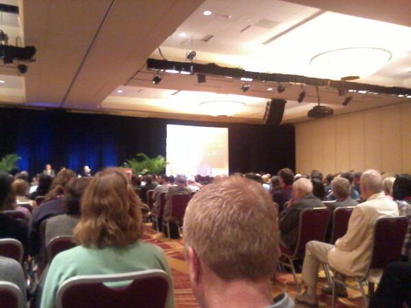 ARSpaceCenter's tweet photo. Standing room only at the NASA HQ briefing at #LPSC2013 http://t.co/cXqjWJC6Az