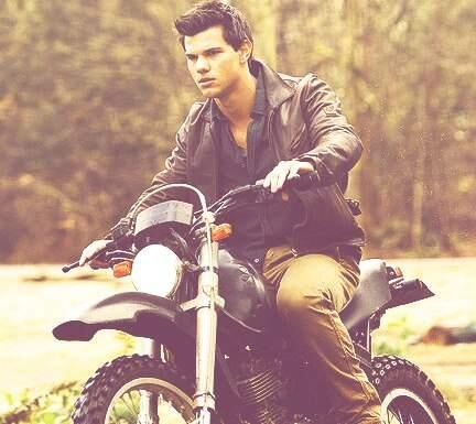 AreaTwilight's tweet photo. Last yaa☺ minT mau skolah dulu☺xixi http://t.co/EOlx5GwKDL