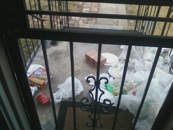 BackwoodJuany's tweet image. #FrontStoop