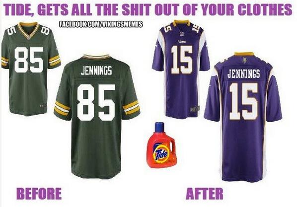MsKylee24's tweet photo. Yuppppp. #Vikings > Packers @NFLRT http://t.co/juC3mrkCBy