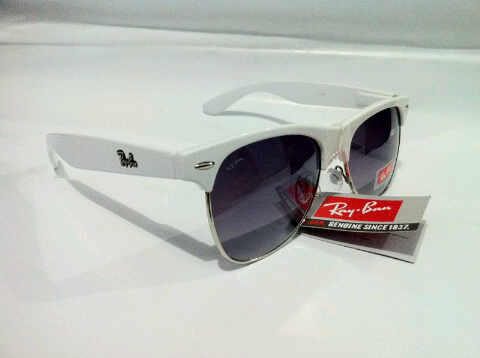 CDSArena's tweet image. Rayban classic white 65K. Minat mention or pin:32F65B10
