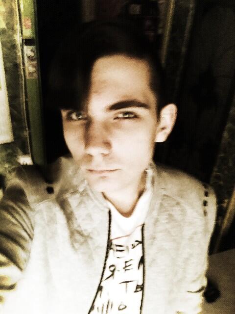 IgorHilton's tweet image. Зашол домой на пару минут снял видео сегодня в 18:00 если хотите можете посметреть !!?