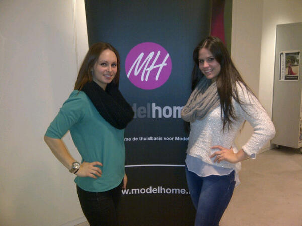 ModelHome tweet media