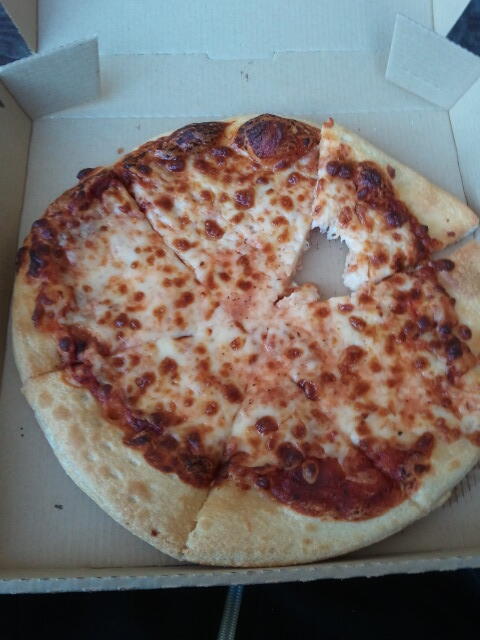 I'm going to sit here until this whole pizza is gone!! #airport #pizza http://t.co/hkA4yT1wS3<a href="/tag/airport"class="tags"><span>#airport</span></a><a href="/tag/pizza"class="tags"><span>#pizza</span></a>