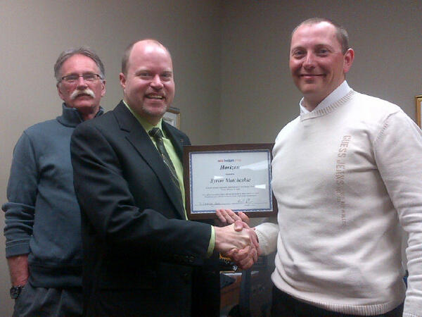skjscar's tweet photo. @GoAvisBudget Horizon Award for Byron Matcheskie Ottawa LM Unit Manager with CM Sean Slater. Congratulations Byron! http://t.co/CzpDlkBSLm
