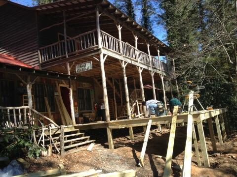 jimoby's tweet image. Castle party porch? Oh Yeah!