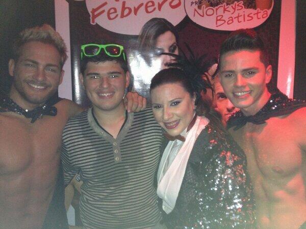 HenryLicettFans's tweet photo. Únicas 2Funciones en CCS @ShowDelPene , MIE/JUE 8pm @ibiza_ccs compra en @ticketmundo y taquillas CCCT Sambil y Tolón http://t.co/ShmfyCZDqM