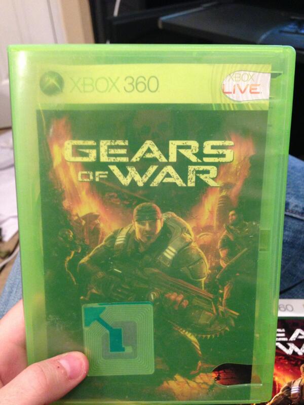ZeRoyalViking's tweet photo. Soon I bet games will just have a crappy insert on the inside like this. http://t.co/pt1Wo5Swcs