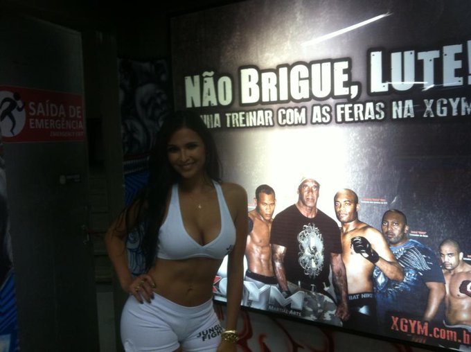 Na academia XGYM no Rio de Janeiro ,Ring Girl no @canalCombate foi incrivel estar ai http://t.co/fd2<a href="/tag/bbb22"class="tags"><span>#bbb22</span></a>