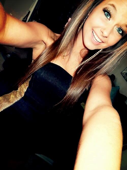 MadisonBeerekaf's tweet image. Party? Sureeee! :D