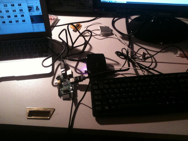 ManhattanDIY's tweet photo. Working on new #DIYs . http://t.co/fpFBssDEov