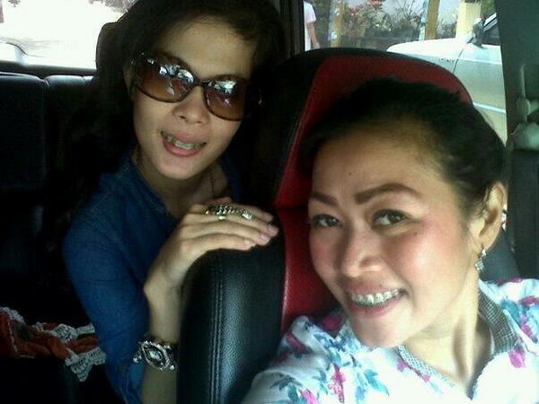 seenta_yuli's tweet photo. @fitriretn0  msh inget photo ini gak fit ? http://t.co/9Vgo8kxeFH