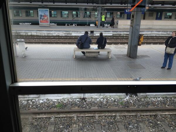 oli_golding's tweet image. I cant believe someone took your bag! It was only there for 5 days @JulienHoferlin .... #forgettingeverything