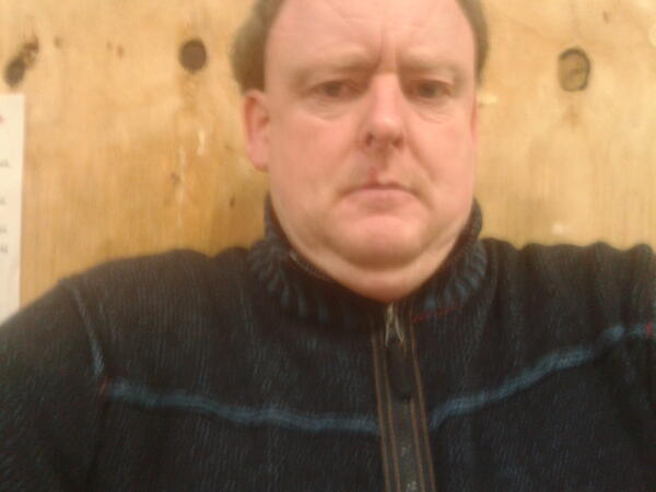 ChicSchGirl's tweet photo. This RM employee is an evil sex pest and deserves his throat slashing! http://t.co/ElBLLmVkWx