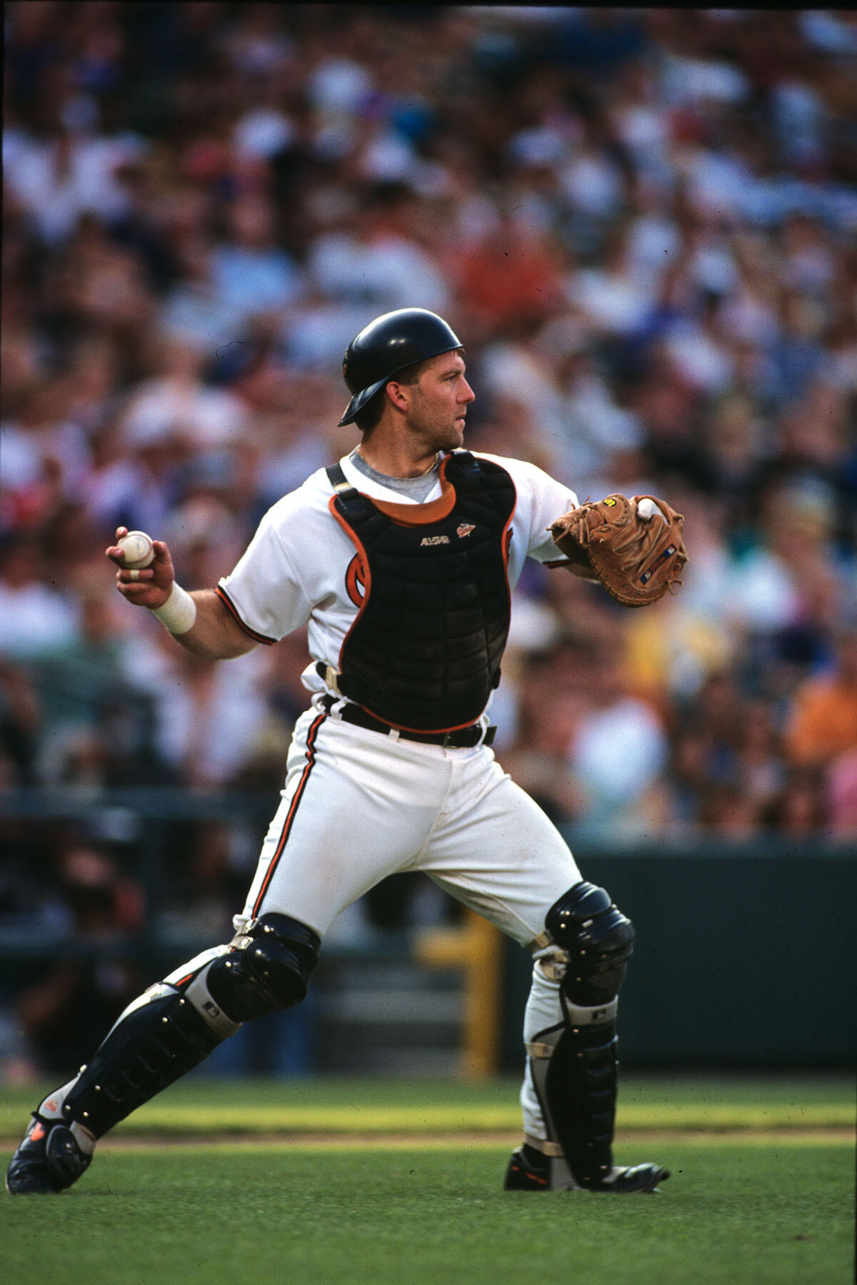 Baltimore Orioles on X: Retweet to wish a Happy Birthday to Orioles Hall  of Fame catcher Chris Hoiles.  / X