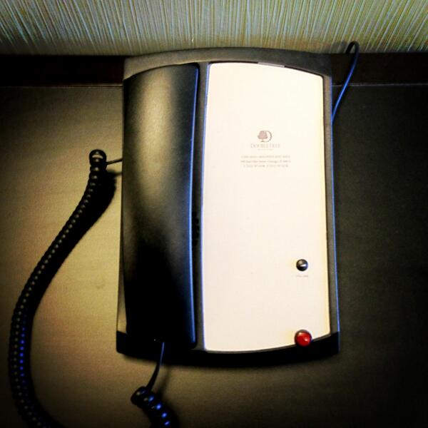 goosegrease's tweet photo. World's MOST or LEAST usable phone? Just 1 button, but I'm afraid to pick it up. http://t.co/MOdAkis0Sw
