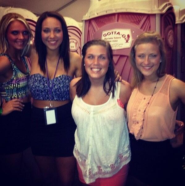 lexiss_not_txas's tweet image. No recollection of this night. #PCB #PCBproblems #gone #mygirls