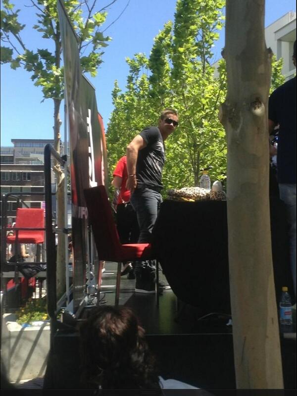 JanoskiansFan_0's tweet image. @JohnnyRuffo Remember this? &amp;lt;3 #telethon2012