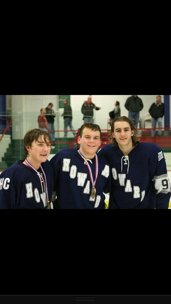 Cling_the_pipe's tweet photo. Love these kids #family @Benchwarmer06 @JANNEY_BOH http://t.co/cAlv2WZz41
