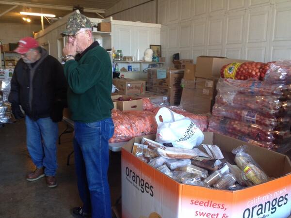 Kurt Moore On Twitter Kirkpatrick Food Pantry Gives Out Produce
