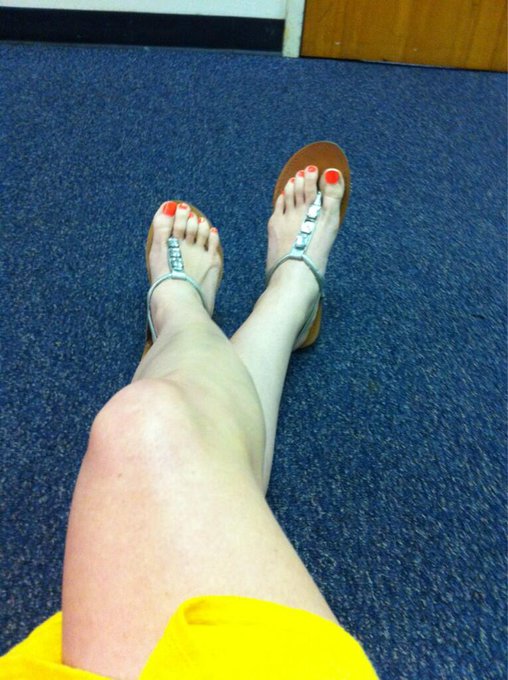 Sexy new polish #feet #footfetish #toes http://t.co/ekO1UfdPk4<a href="/tag/feet"class="tags">#feet</a><a href="/tag/footfetish"class="tags">#footfetish</a><a href="/tag/toes"class="tags">#toes</a>