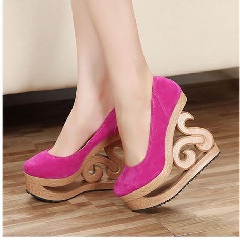 365_DOTS's tweet image. It's #TuesdayShoesday These #spring pink heels are more like artwork for your feet. RT if you'd wear them #springshoe