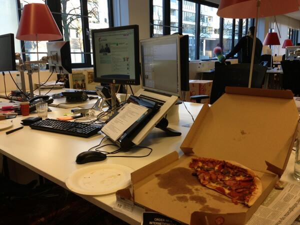 jurriaanbernson's tweet image. Met @sandra voor de webinar #contentaccelerator