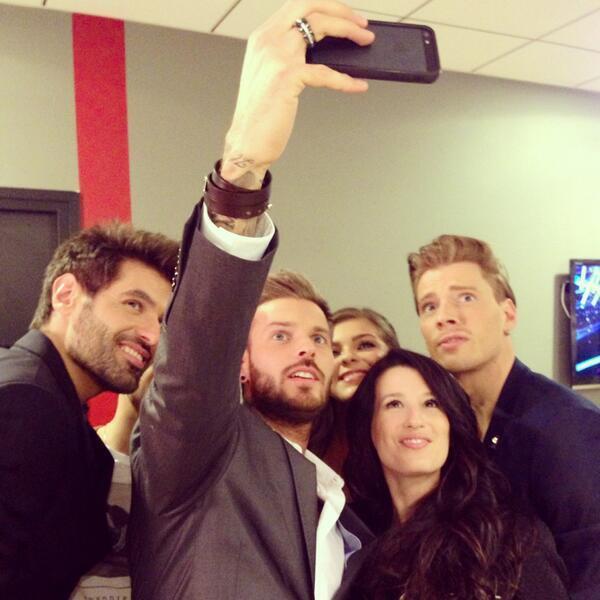 breakfells07's tweet image. La troupe de @RobinDesBoisOFF dans #SPUS :) &amp;gt;&amp;gt;&amp;gt;