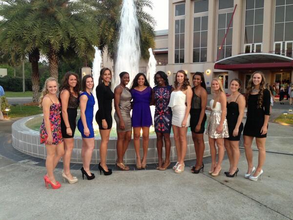 GatorMary's tweet image. Gators at the FLA&apos;s - finally at the height of which they are listed on team roster. #HeelHelp
