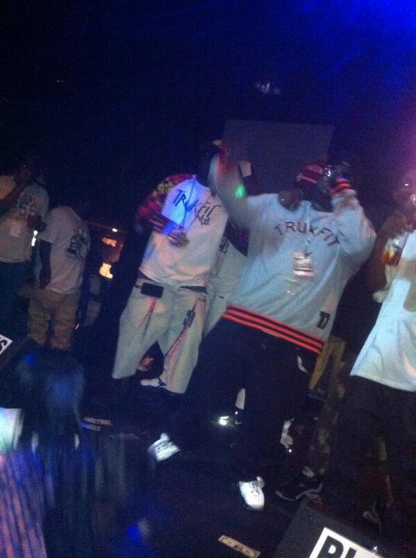 patt6986's tweet photo. PERFORMANCE AT THE CASTLE SHOWED UP AN SHOWED OUT 

BELL+GANG R.E.C.O ACT THE CARTEL... http://t.co/ylLAQr3GPx