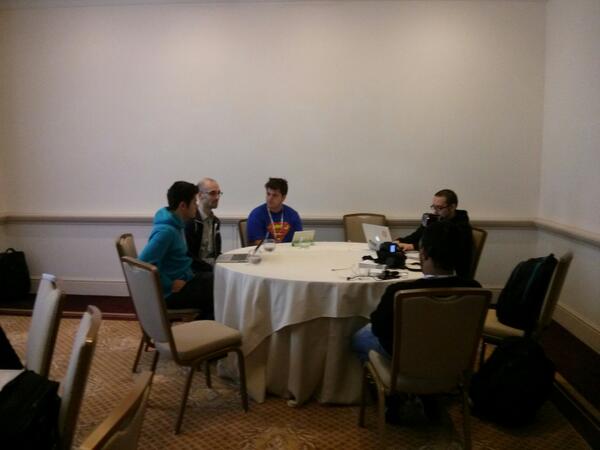 girlie_mac's tweet image. Watching @slicknet being interviewed. #html5devconf