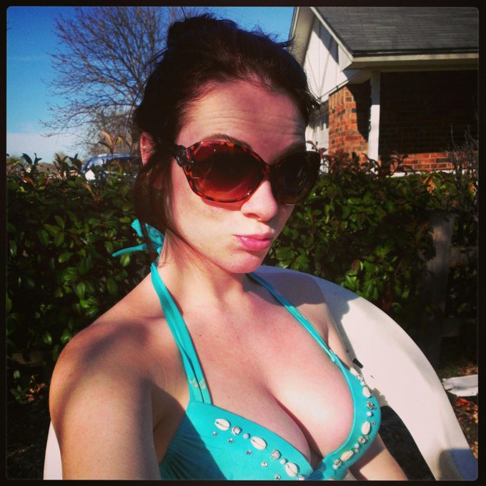 Watch Jen Royalty👑's leaked NSFW photo on TwXstars